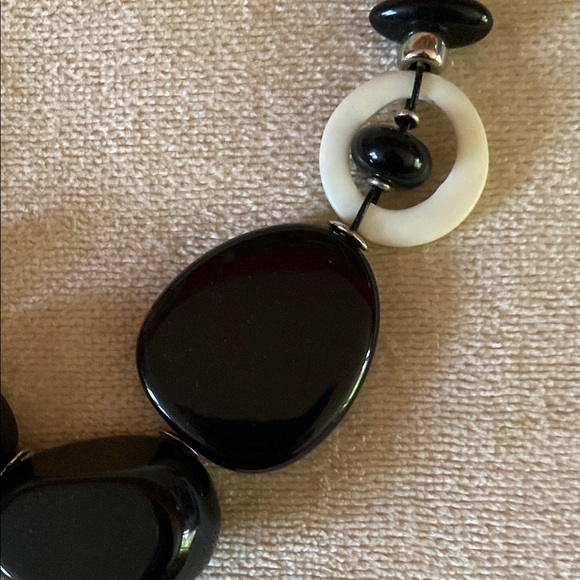 Chico’s Elegant Black and White Necklace - Picture 5 of 12